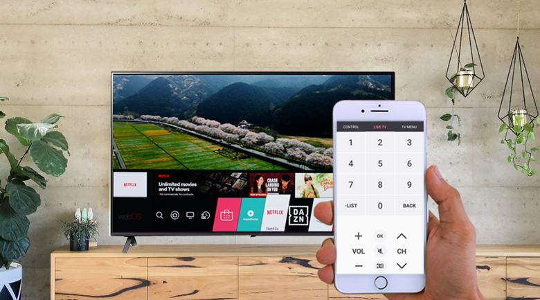 Smart Tivi NanoCell LG 4K 43 inch 43NANO75TPA - Điều khiển tivi LG qua điện thoại linh hoạt cùng ứng dụng LG TV Plus