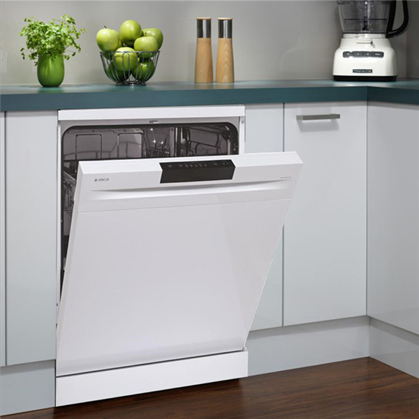 Khi chọn mua máy rửa bát, dung tích và kích thước là yếu tố không thể bỏ qua