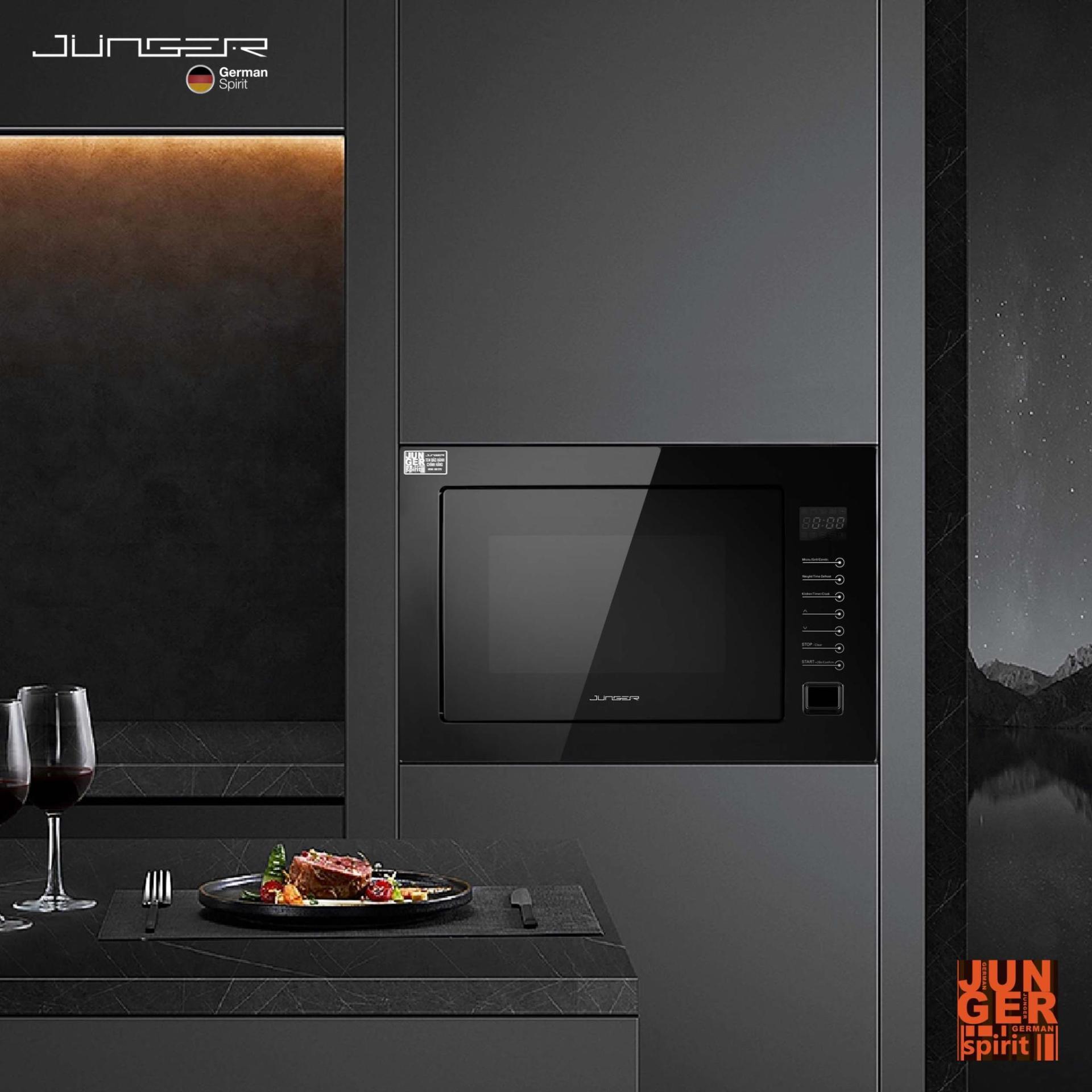 Lò vi sóng Junger TK-90 được thiết kế với kiểu dáng hiện đại chuẩn Đức nâng tầm không gian sống.